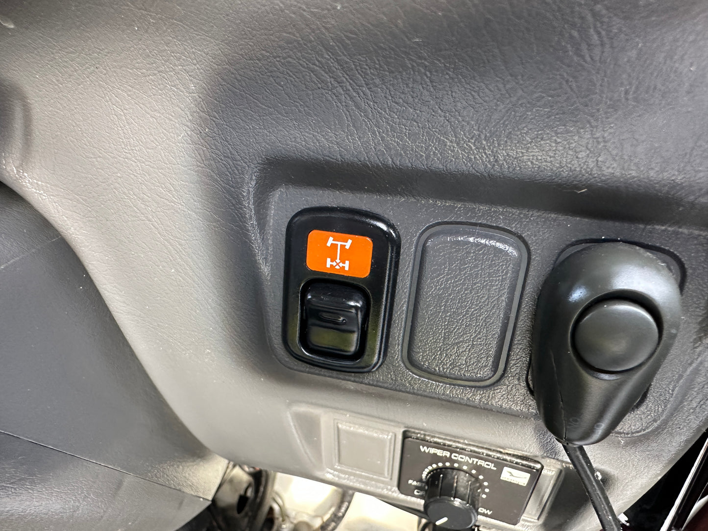 1995 DAIHATSU HIJET CLIMBER PTO DUMP - 4x4 - DIFF LOCK - 2 SPEED TRANSFER-CASE - A/C - CUSTOM PAINTJOB — LOT#912