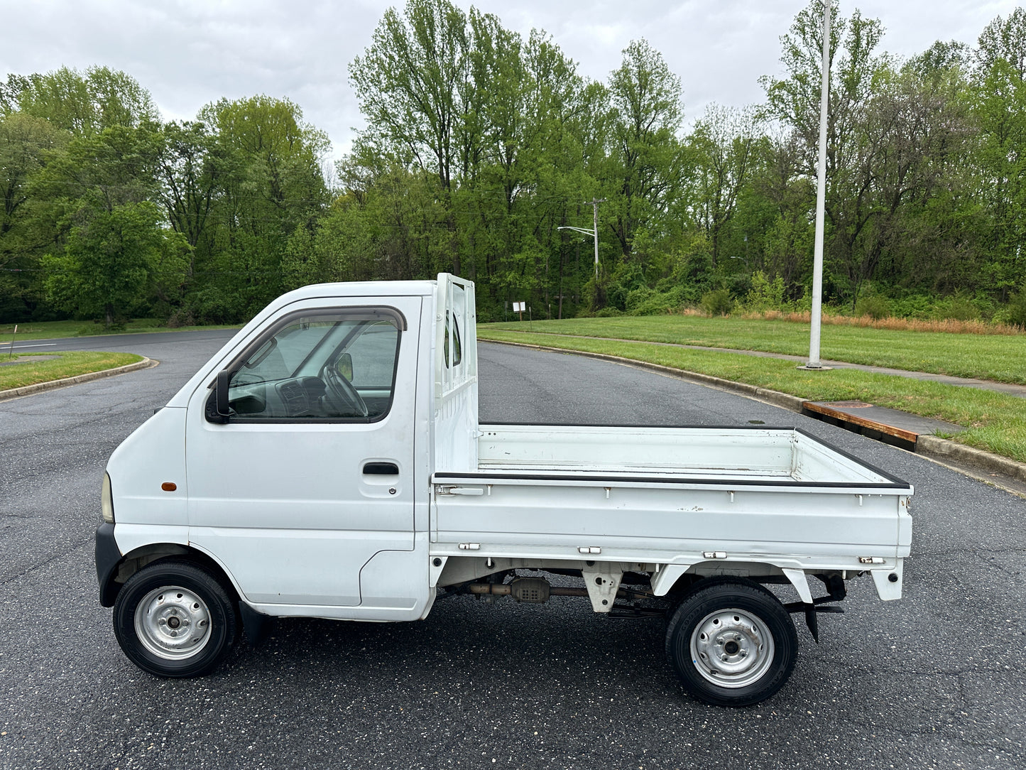 1999 SUZUKI CARRY -4WD -FUEL INJECTED -2 SPEED TRANSFERCASE -A/C — LOT#801
