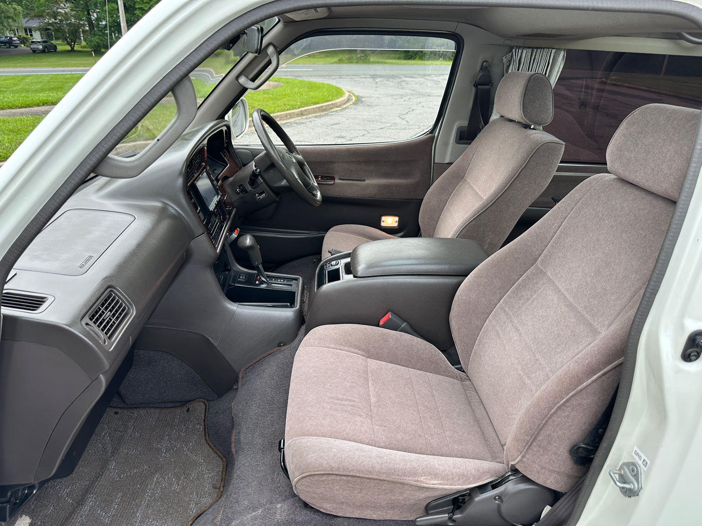 2000 TOYOTA HIACE SUPER CUSTOM LIVING SALOON EX 4WD — INTERCOOLER TURBO DIESEL
