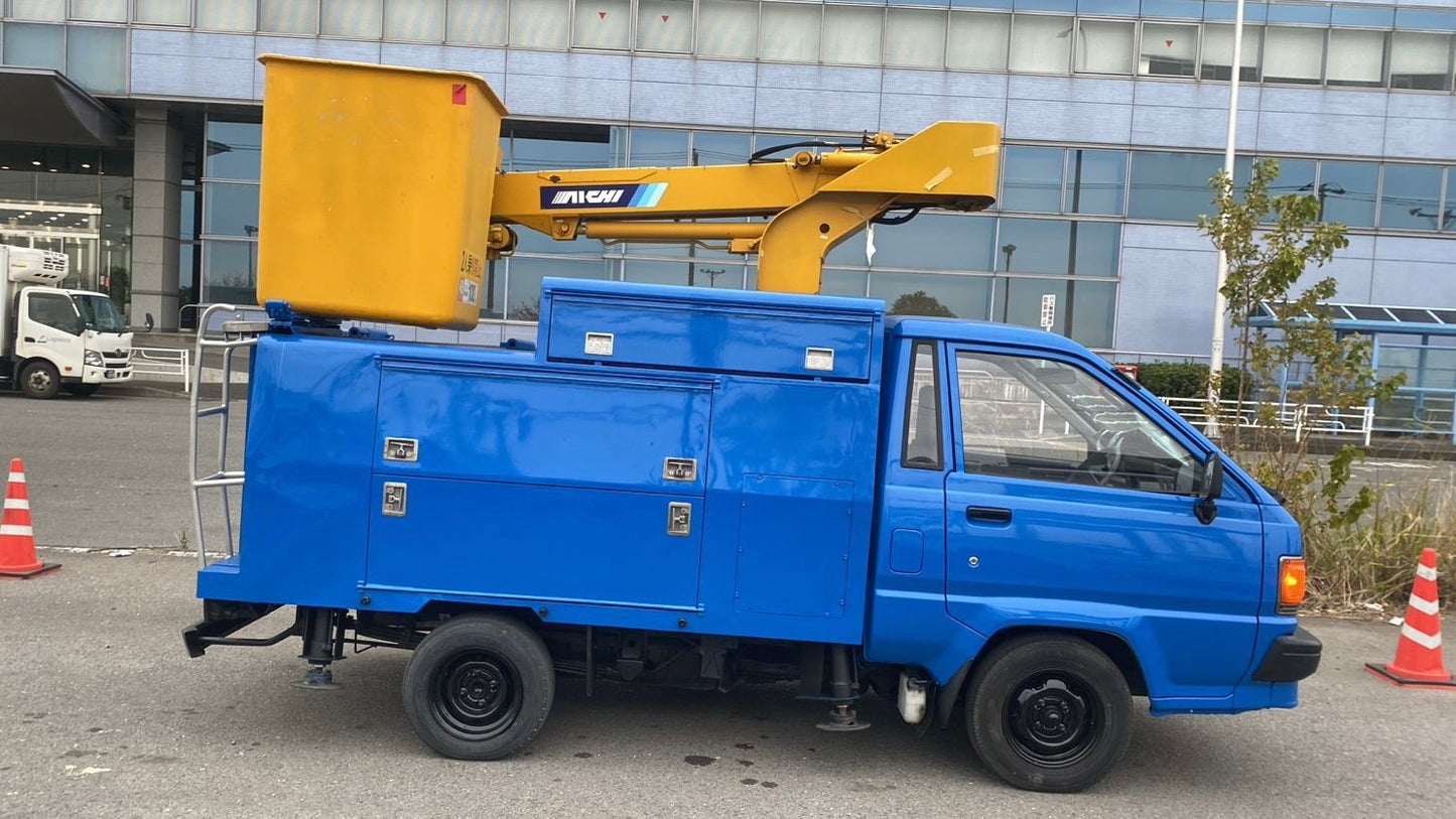 1991 TOYOTA LITEACE AICHI BUCKET TRUCK CM51