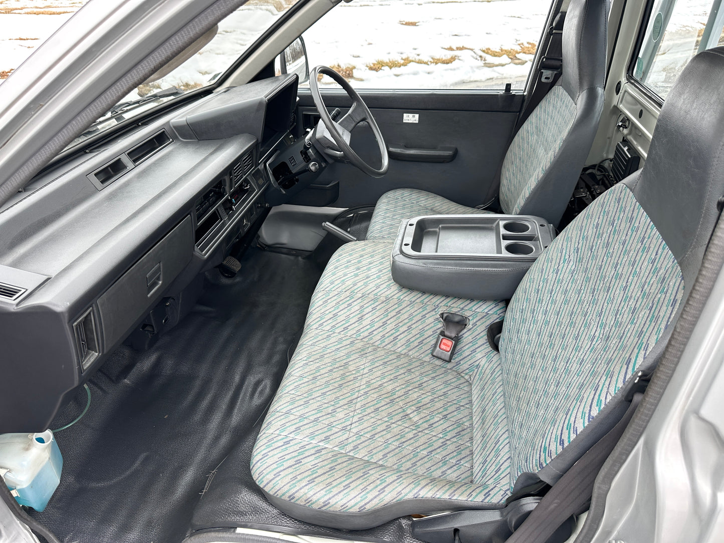 1996 TOYOTA TOWNACE CRANE TRUCK - DIESEL - A/C - 14k Miles — LOT#726