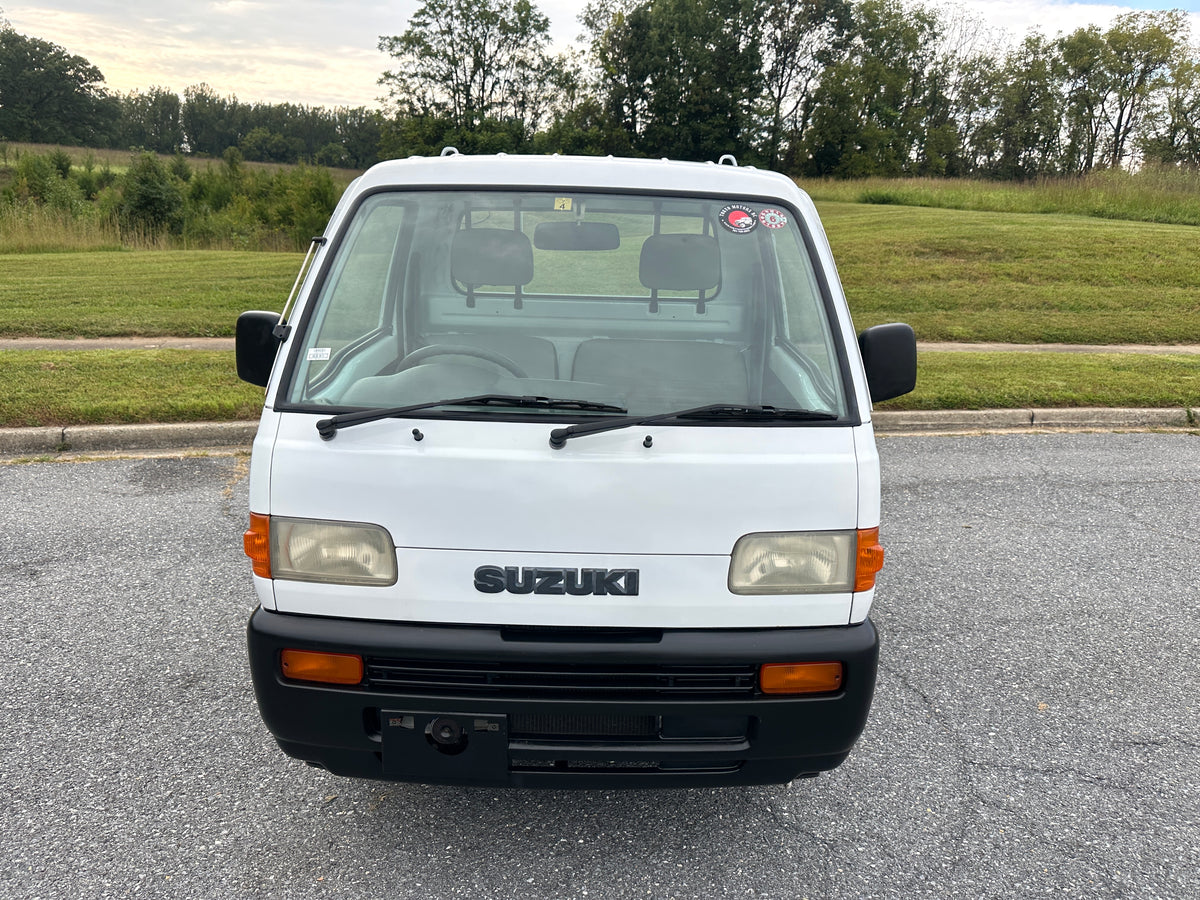 1998 SUZUKI CARRY 4WD - 5 SPEED - 38k MILES — LOT#809