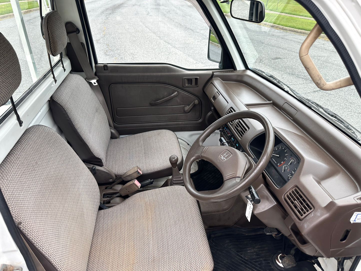 1997 HONDA ACTY TOWN V-HA4 4WD - 5 SPEED - AIR CONDITIONING — LOT#797