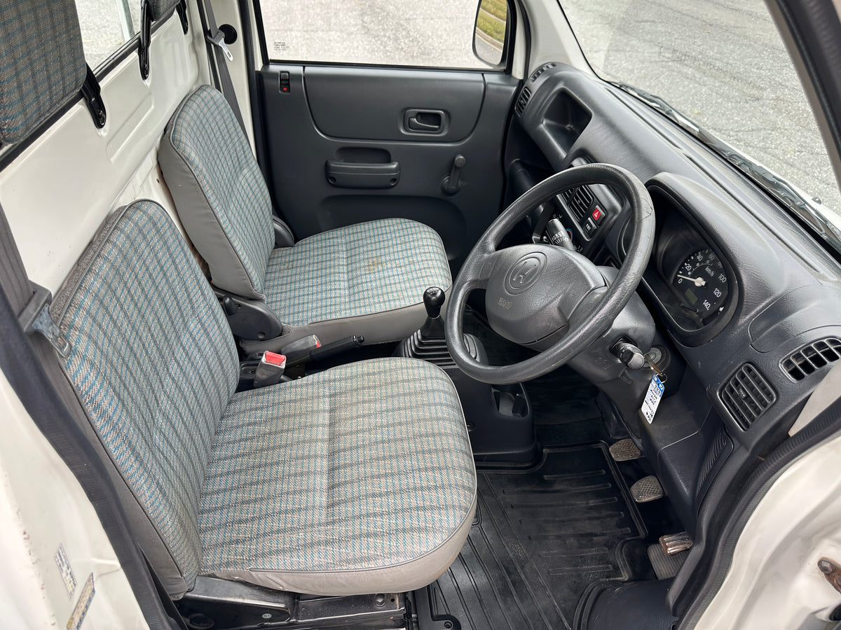 2001 HONDA ACTY SDX 4WD - FUEL INJECTION - AIRBAG - POWER STEERING - AIR CONDITIONING — LOT#988