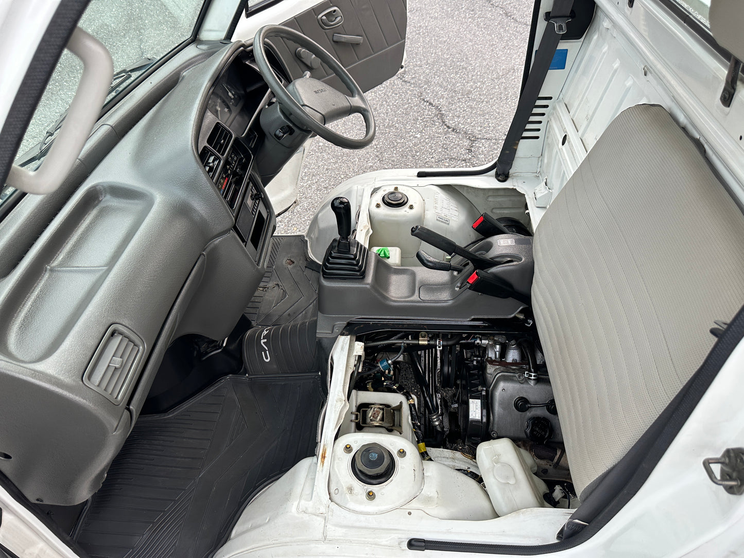 1997 SUZUKI CARRY - 4WD - AXLE LOCK - AIR CONDITIONING — LOT#672