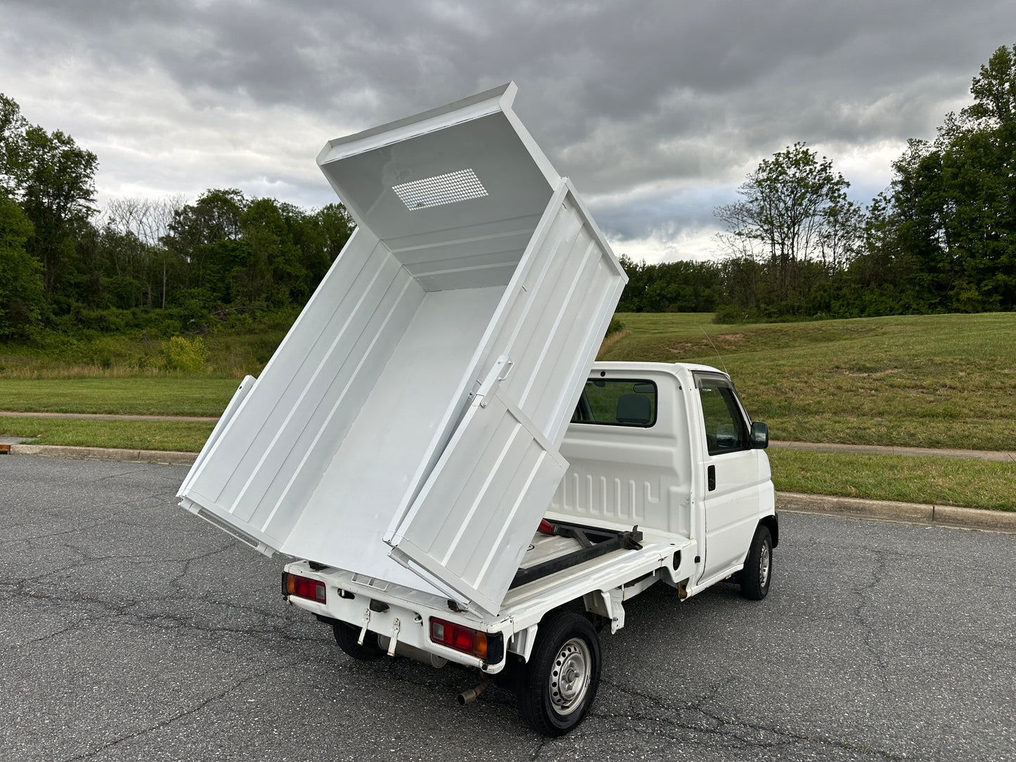 1999 HONDA ACTY SDX HIGH SIDE DUMP 4WD —— 28,957 MILES - FUEL INJECTION - A/C - AIRBAG - POWER STEERING — LOT#837