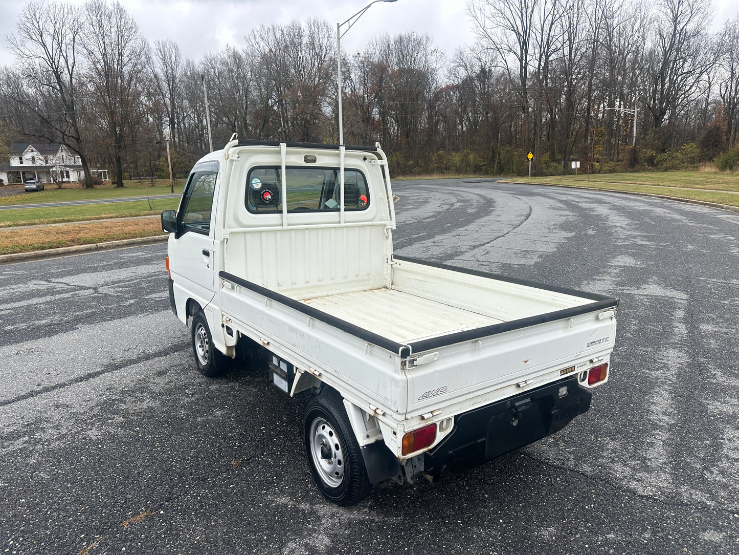 1999 SUBARU SAMBAR 4WD - FUEL INJECTED - A/C - ONLY 29K MILES — LOT#681