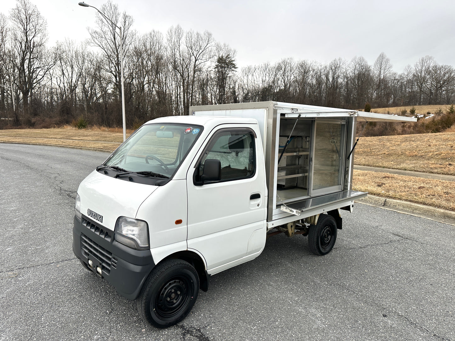2000 SUZUKI CARRY REFRIGERATED FOOD TRUCK - 4WD — LOT#779