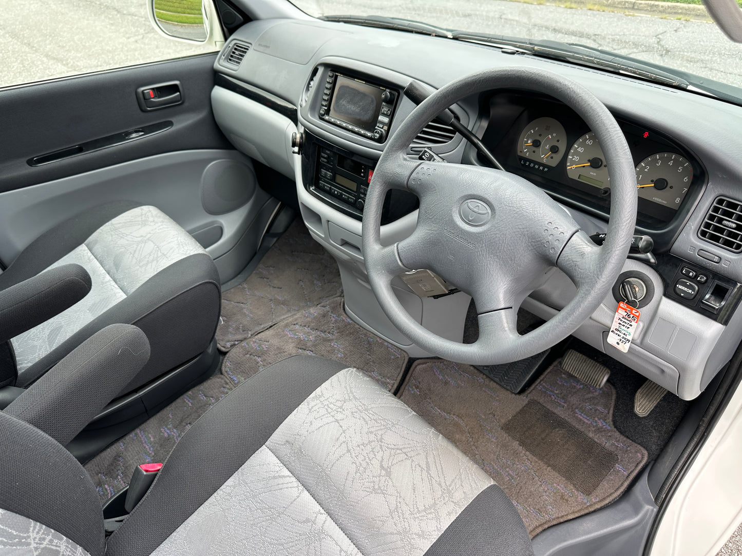 2000 TOYOTA TOURING HIACE - GASOLINE - 47,239 MILES — LOT#765