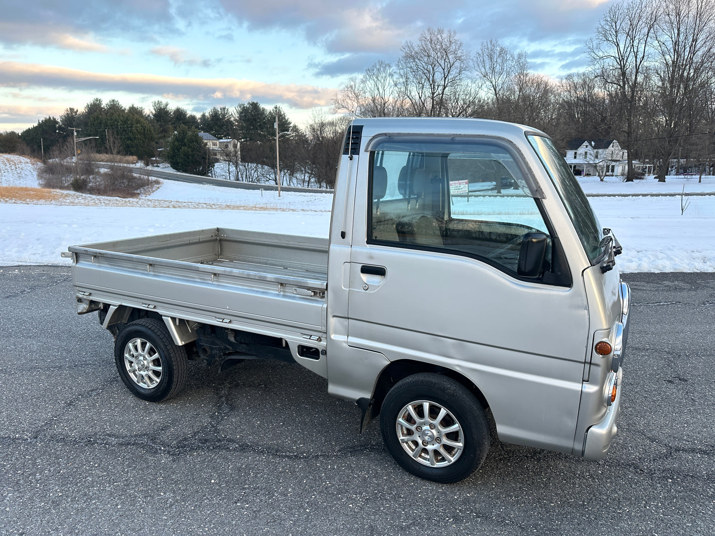 1998 SUBARU SAMBAR SUPER DELUXE CLASSIC - AUTOMATIC - FUEL INJECTED - A/C — LOT#728
