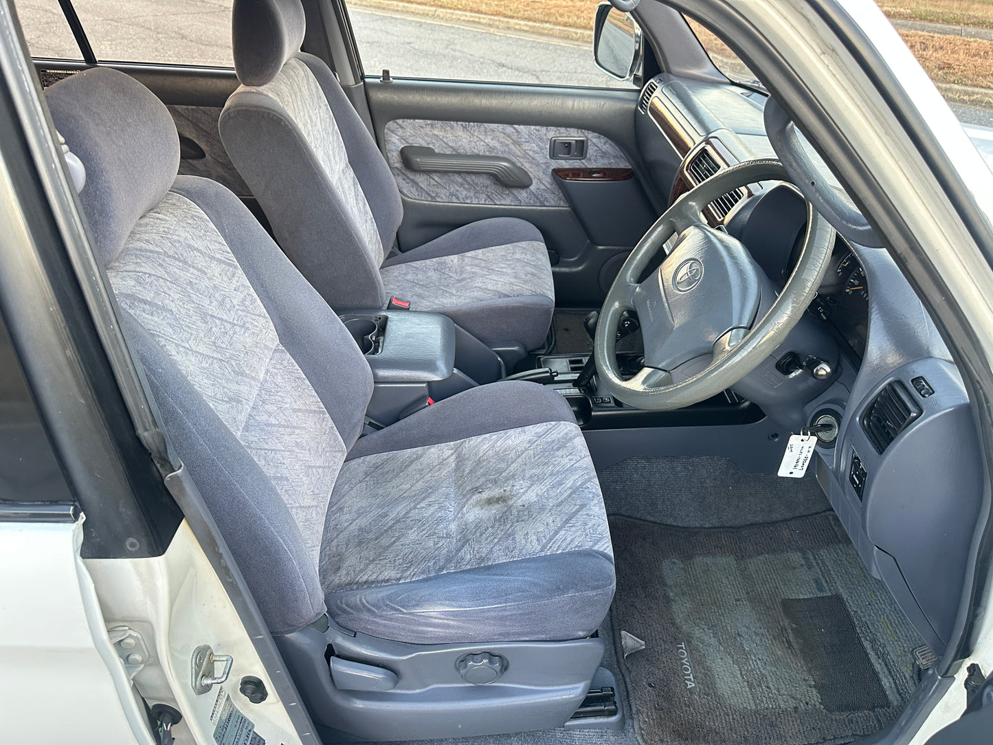 1999 Toyota Land Cruiser Prado TX Limited 4WD - 4 Cylinder Gasoline — LOT#688