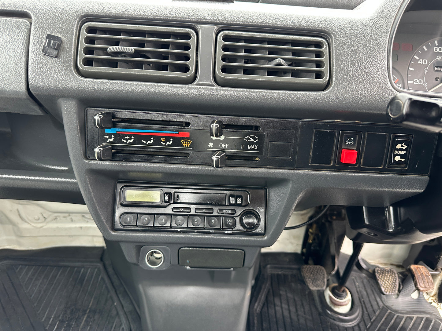1997 HONDA ACTY ATTACK DUMP 4WD - DIFF LOCK — LOT#763