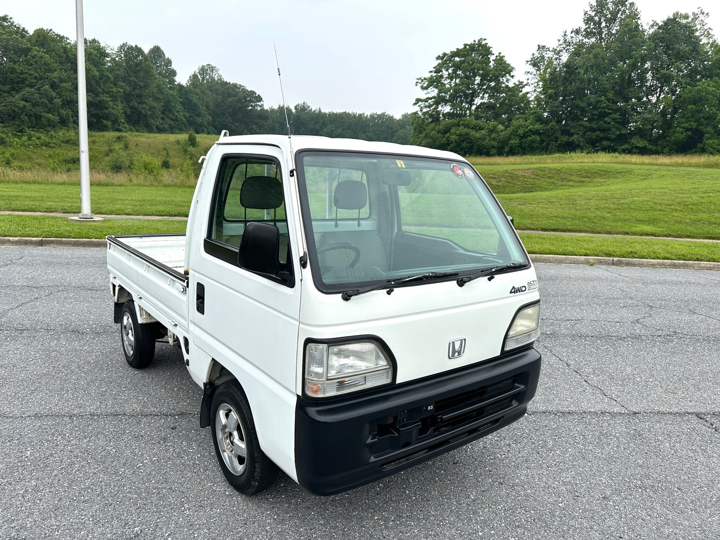 1997 HONDA ACTY SDX 4WD & 5-Speed — LOT#553