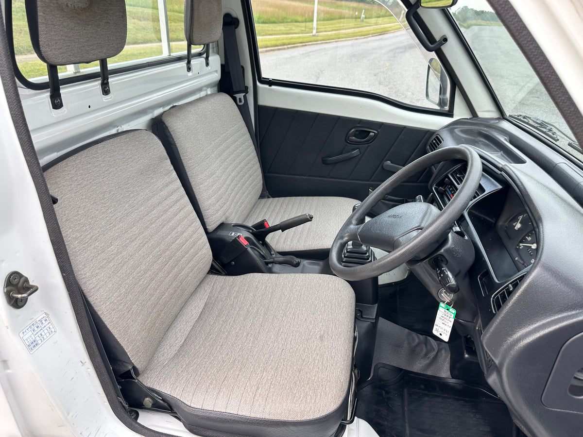 1995 MAZDA AUTOZAM SCRUM 4WD - 5 SPEED - AIR CONDITIONING — LOT#864