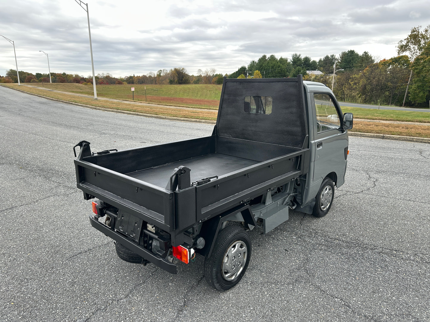 1995 DAIHATSU HIJET PTO DUMP 4WD - A/C - DIFF LOCK — LOT#669