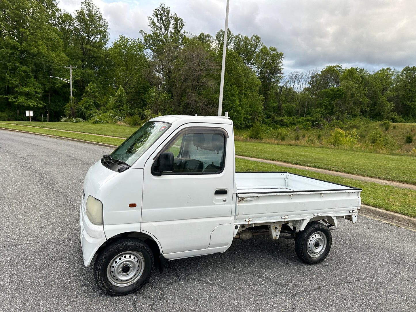 2001 SUZUKI CARRY 4WD - FUEL INJECTION - AIRBAGS - A/C — LOT#877