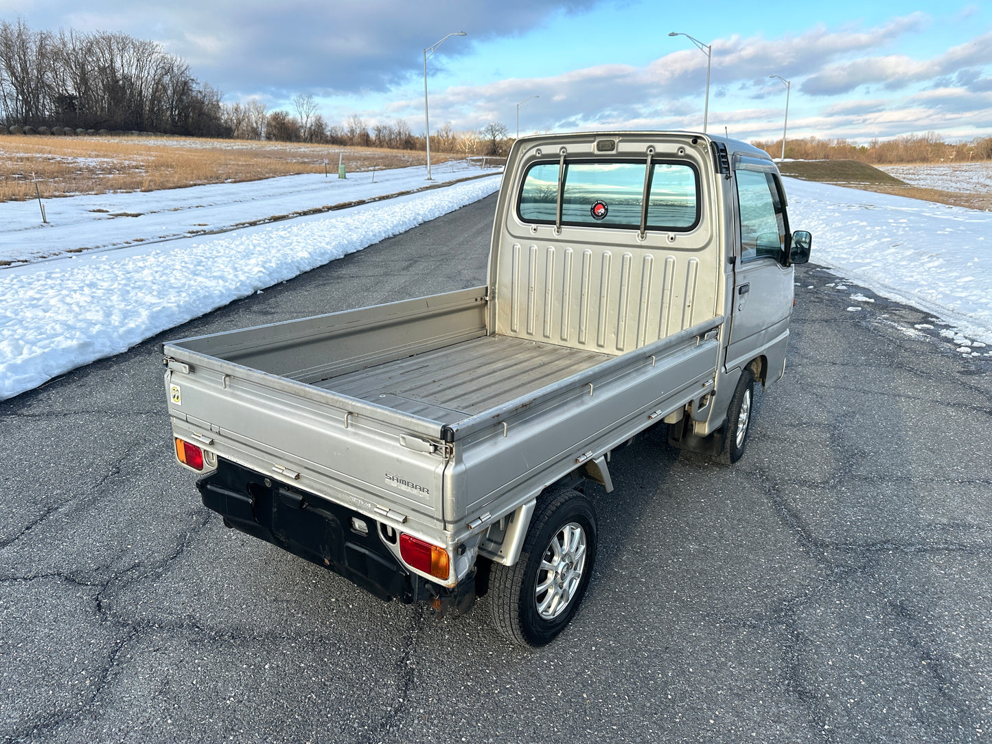 1998 SUBARU SAMBAR SUPER DELUXE CLASSIC - AUTOMATIC - FUEL INJECTED - A/C — LOT#728