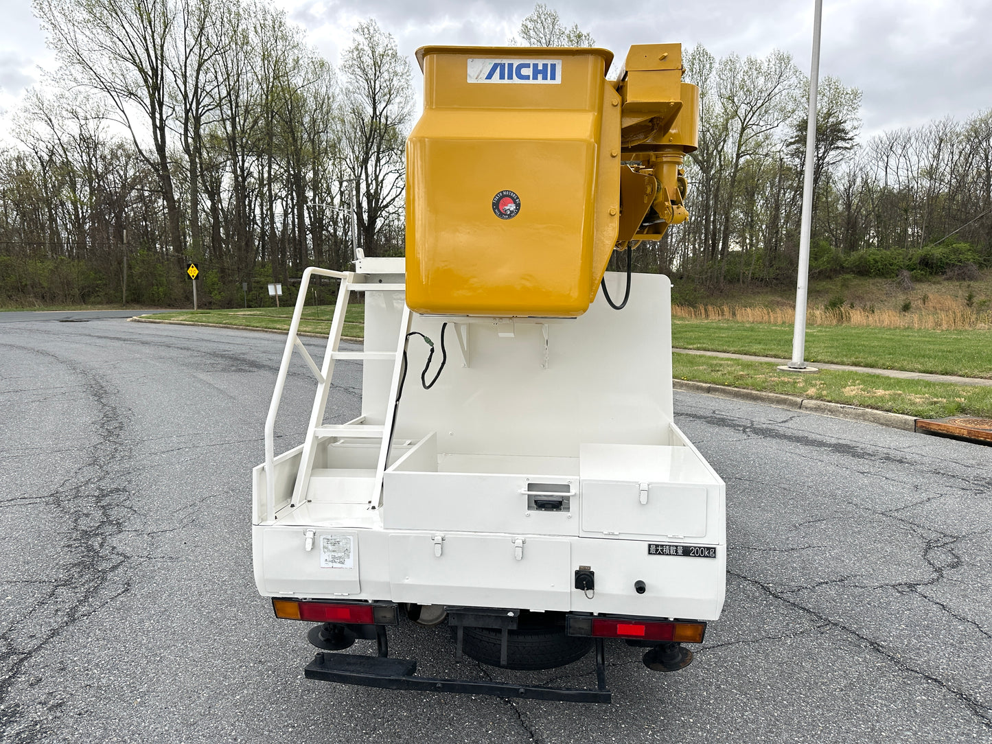 1997 TOYOTA LITEACE AICHI BUCKET TRUCK CM55
