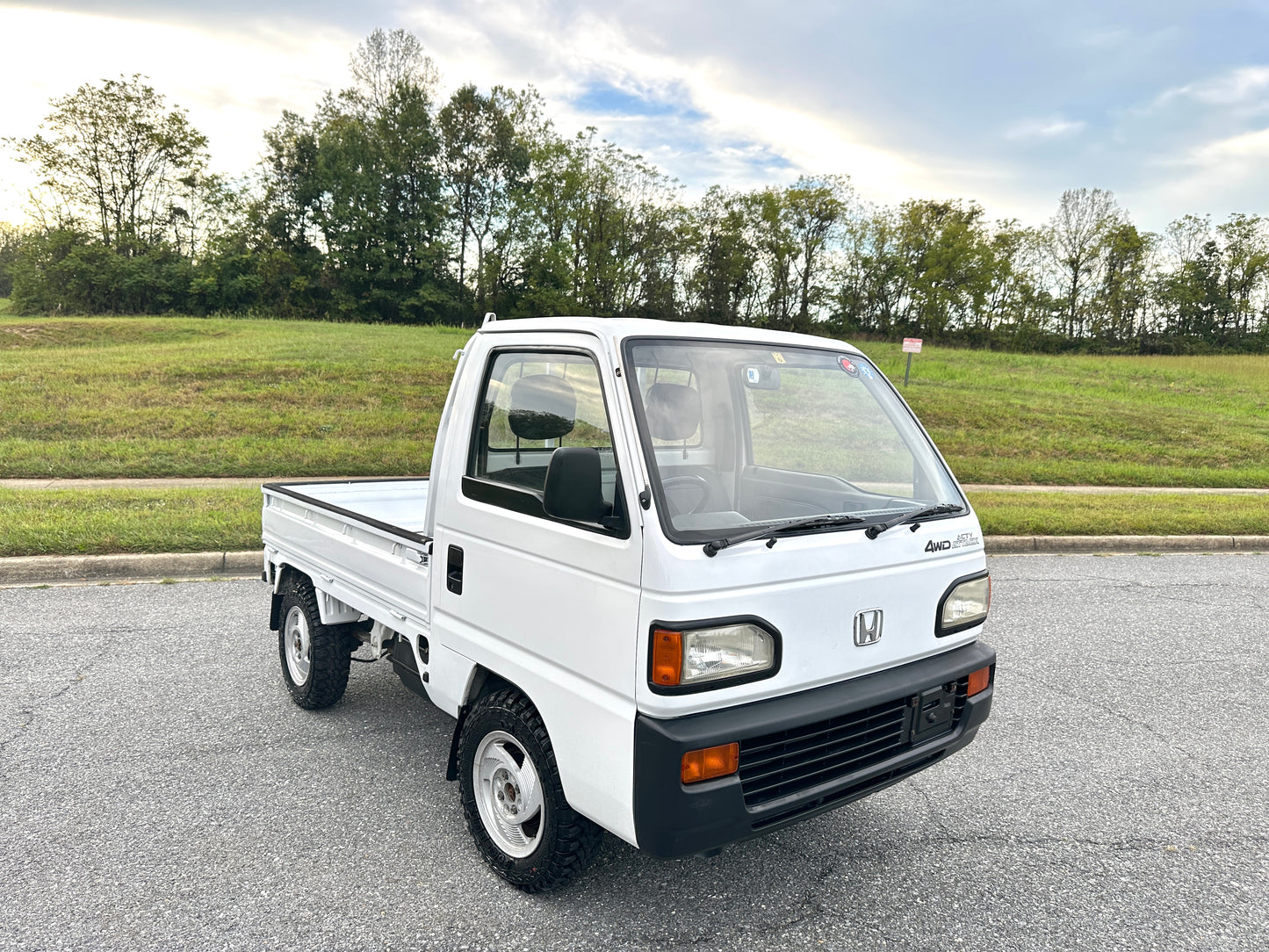 FULLY SERVICED UNICORN! 1992 HONDA ACTY ATTACK 4WD- AIR CONDITIONING - DIFF LOCK — LOT#551