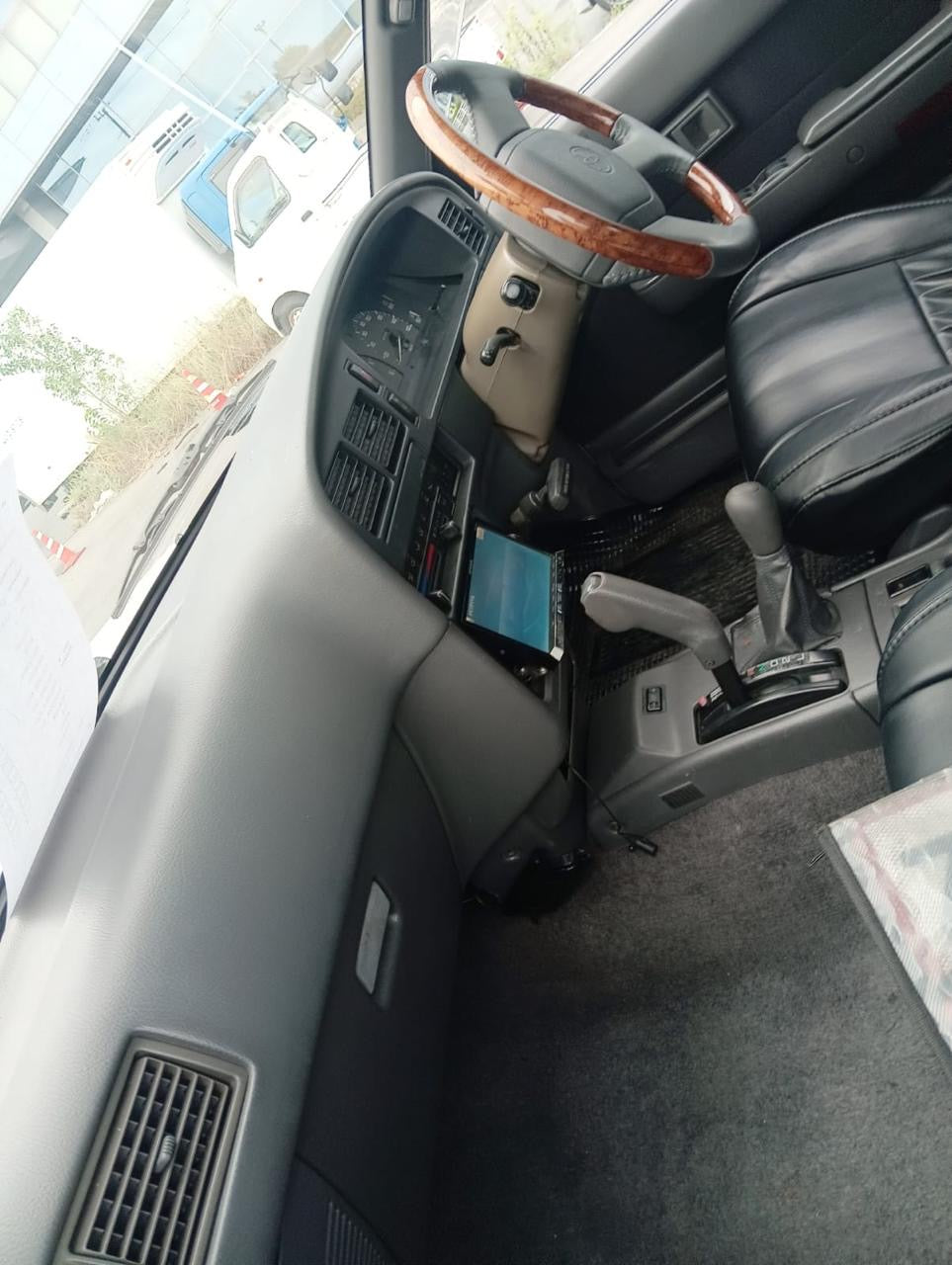 1995 TOYOTA HILUX SURF SSR-X LIMITED - 4WD - TURBO DIESEL