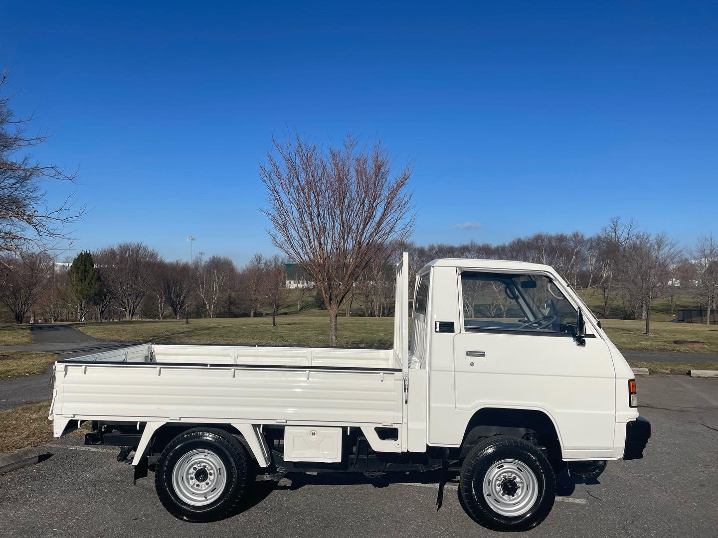 1991 MITSUBISHI DELICA L039G 4WD