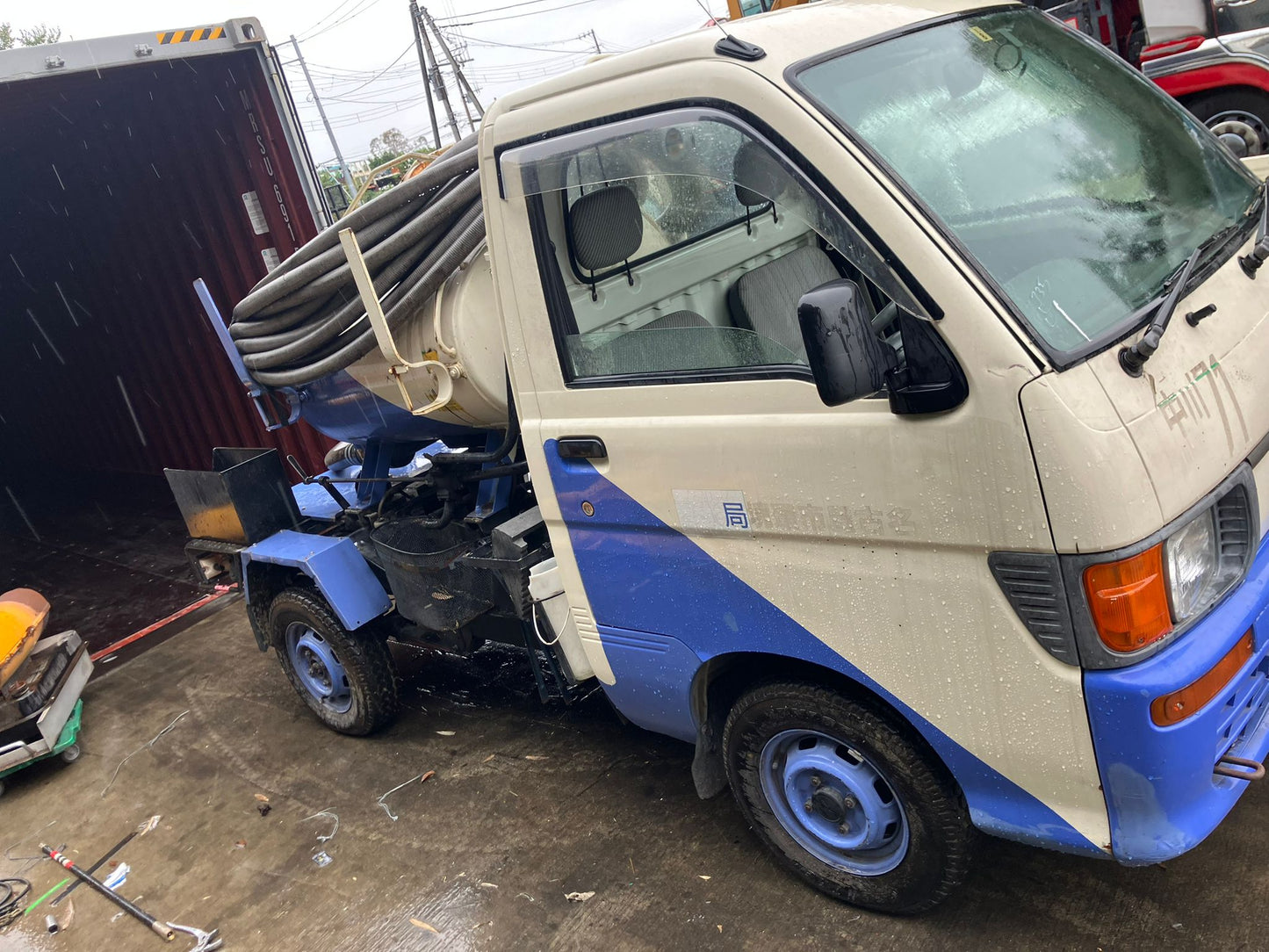 1998 DAIHATSU HIJET WATER-TANKER 4WD - A/C