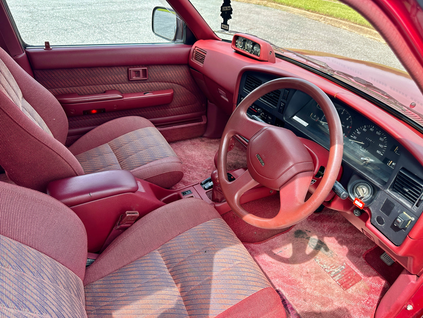 1991 Toyota Hilux Surf SSR-X LN130