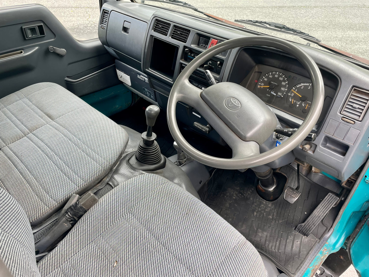 1996 TOYOTA DYNA LY161
