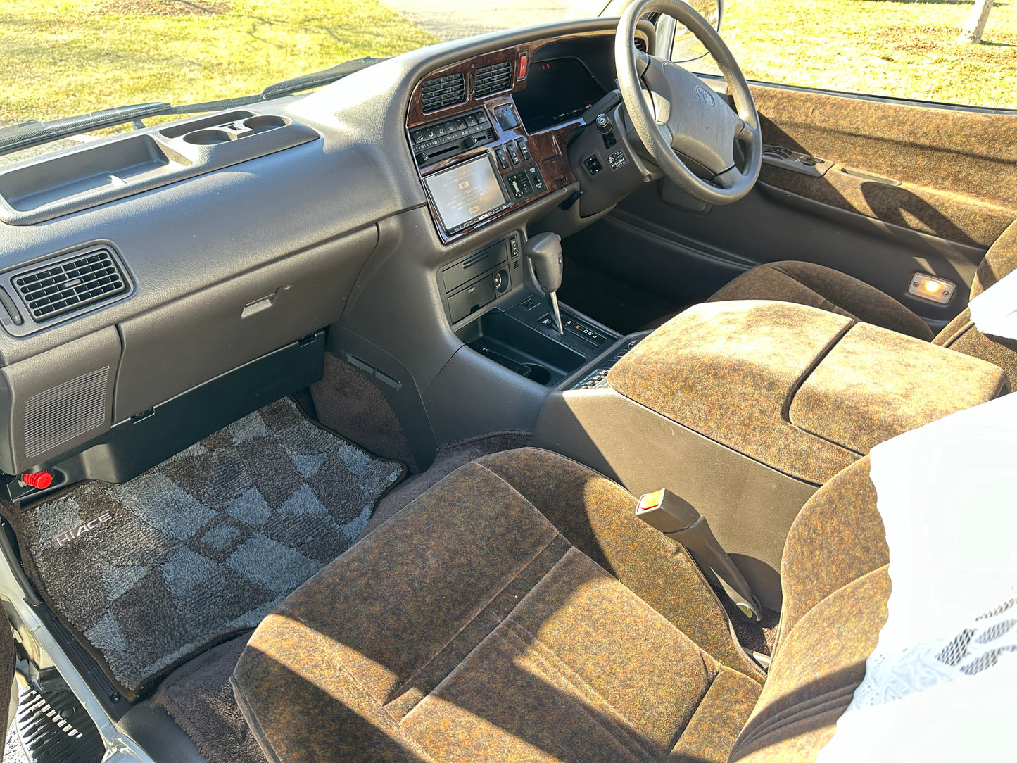 1994 TOYOTA HIACE SUPER CUSTOM LIMITED KZH106