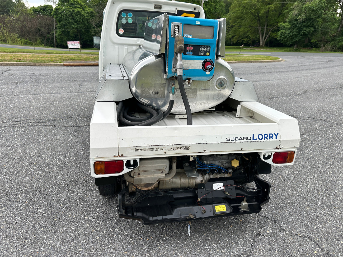 2000 SUBARU SAMBAR LORRY FUEL TANKER 4WD - A/C - FUEL INJECTION - AIRBAG - POWER STEERING — LOT#845