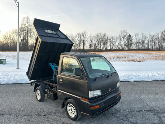 1997 MITSUBISHI MINICAB DUMP TRUCK 4WD - AUTOMATIC - A/C - FUEL INJECTION - POWER STEERING — LOT#734