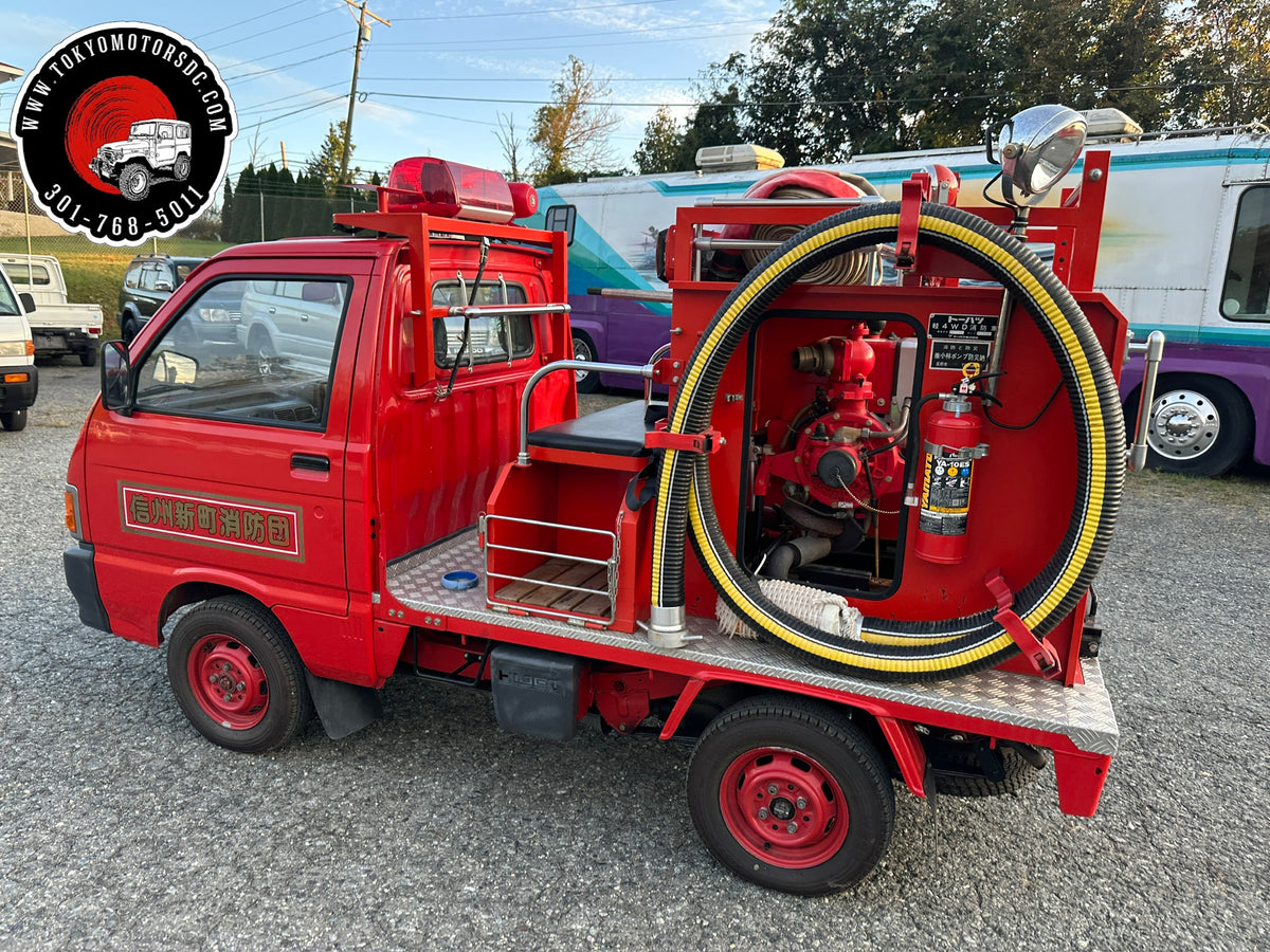 1993 DAIHATSU HIJET FIRE TRUCK 4WD - FULLY EQUIPPED - 2,307 Miles — LOT#982