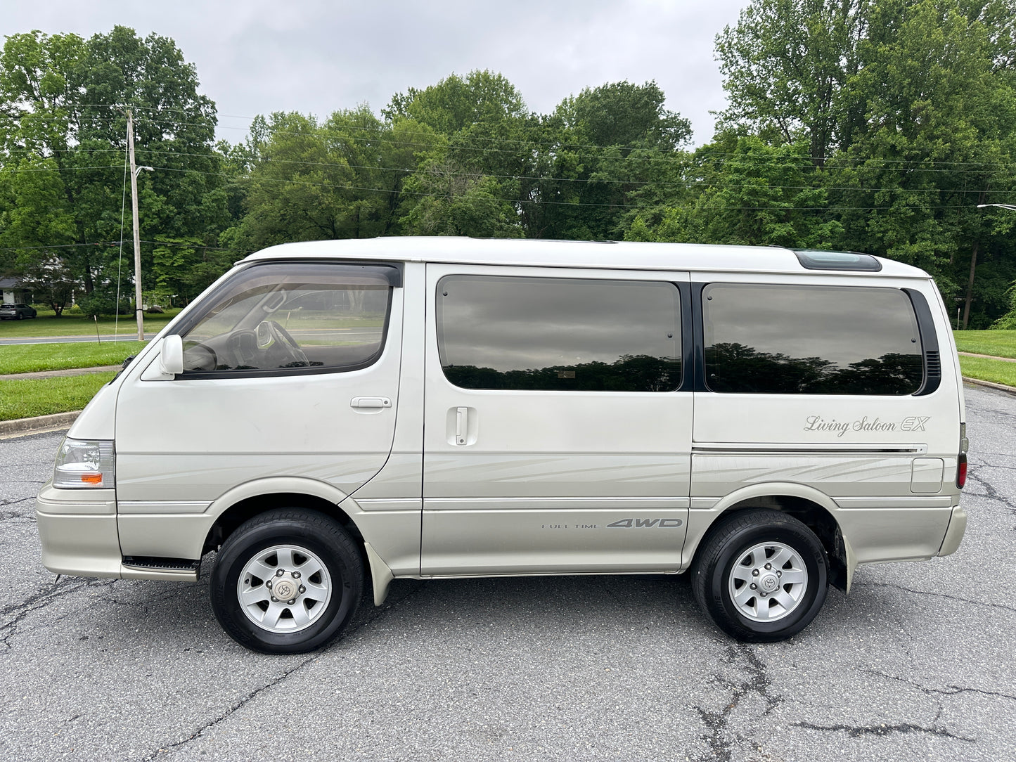 2000 TOYOTA HIACE SUPER CUSTOM LIVING SALOON EX 4WD — INTERCOOLER TURBO DIESEL