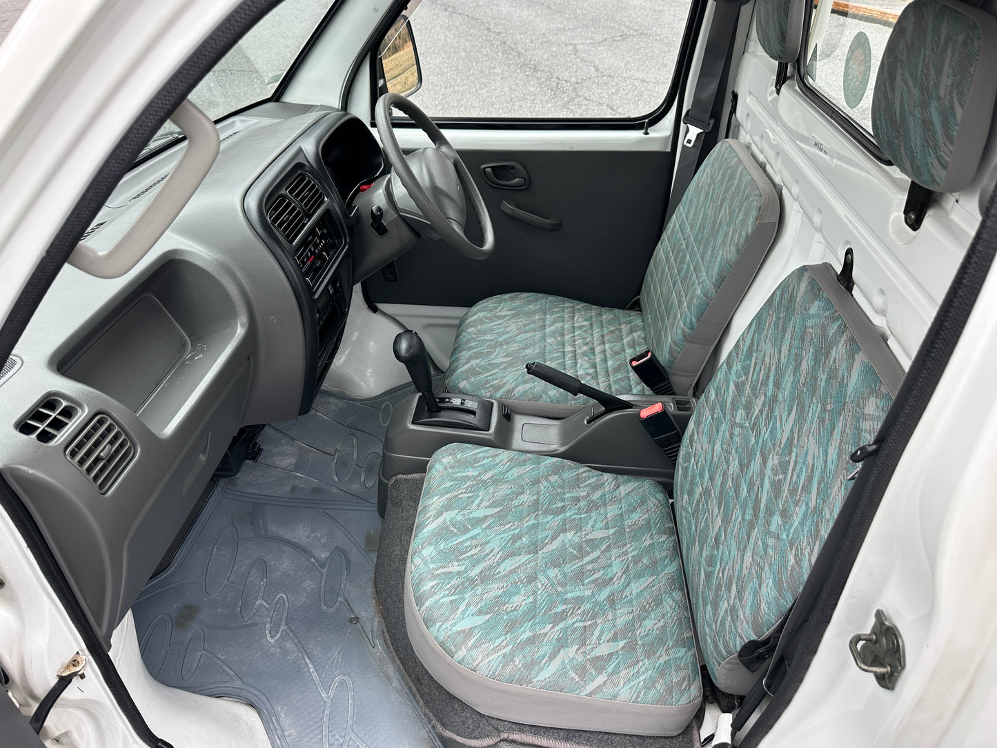 1999 SUZUKI CARRY TURBO 4WD - A/C - FUEL INJECTED - 15K Miles — LOT#829