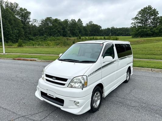 2000 TOYOTA TOURING HIACE - GASOLINE - 47,239 MILES — LOT#765