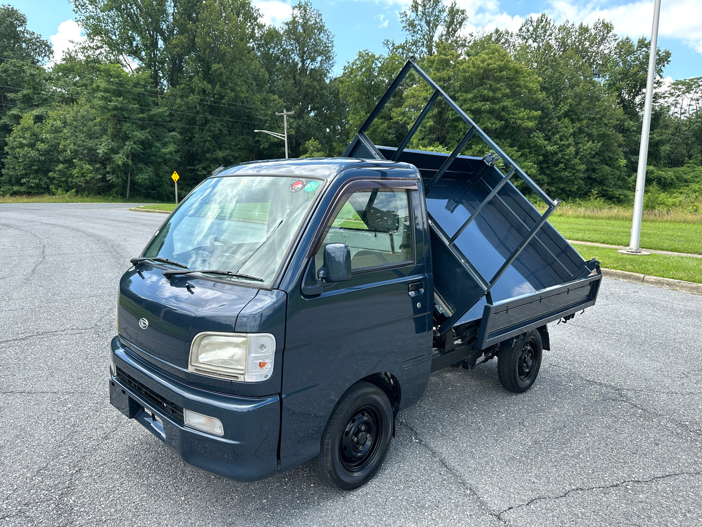2000 DAIHATSU HIJET 3-WAY DUMP 4WD - A/C - FUEL INJECTION