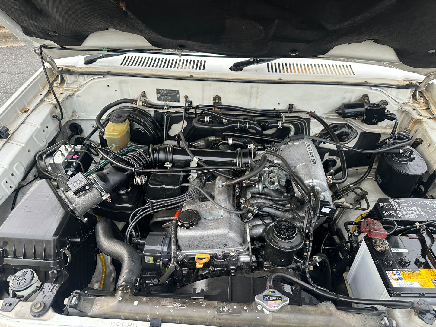 1998 Toyota Land Cruiser Prado TX Limited 4WD - 4 Cylinder Gasoline — LOT#695