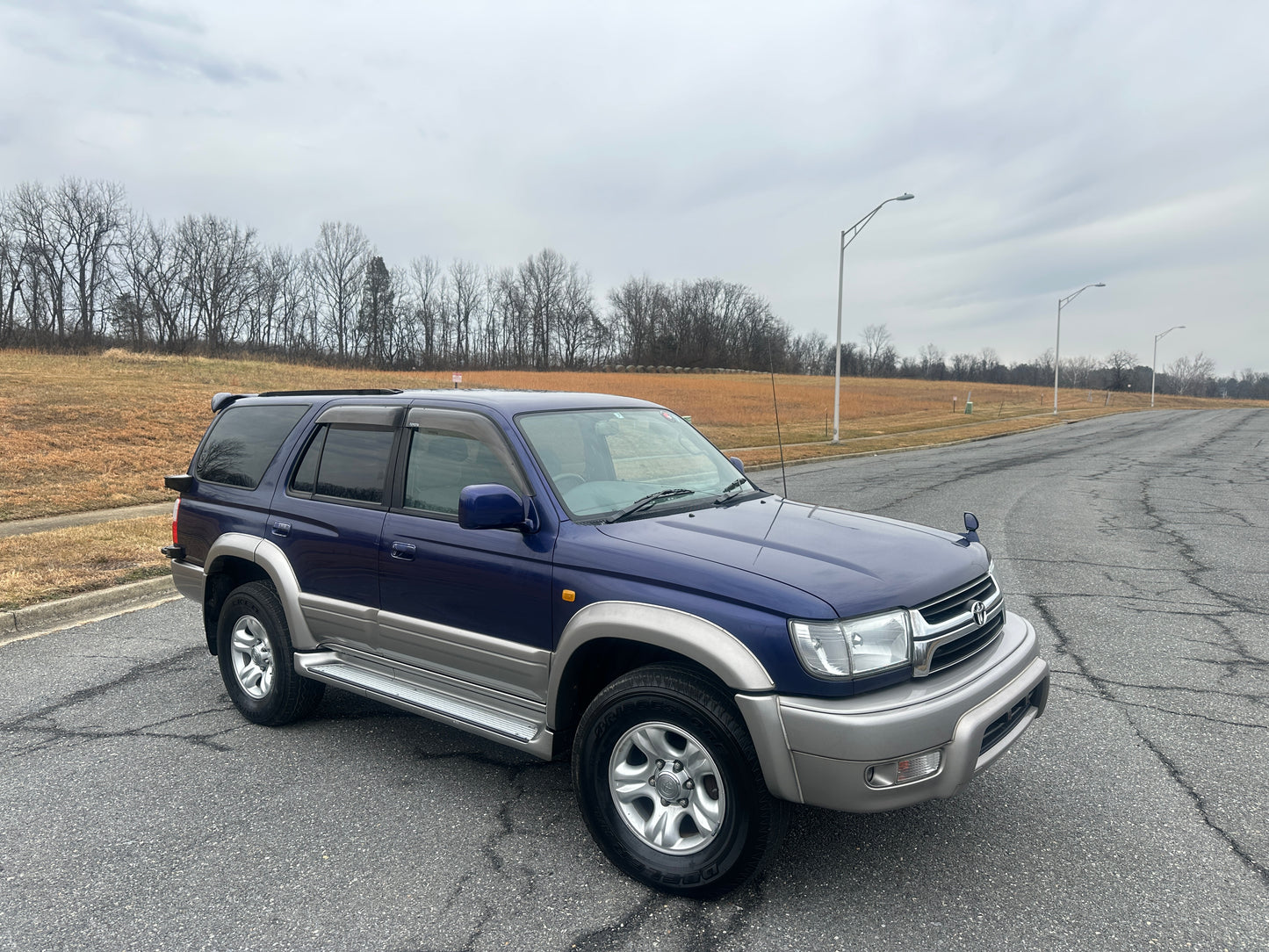 2000 TOYOTA HILUX SURF SSR-X 4WD - 4 Cylinder Gasoline — LOT#721