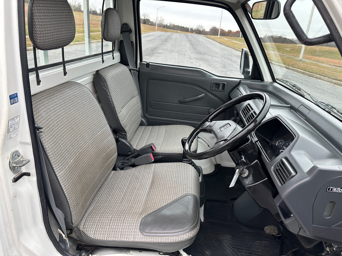 1997 HONDA ACTY SDX 4WD — LOT#676