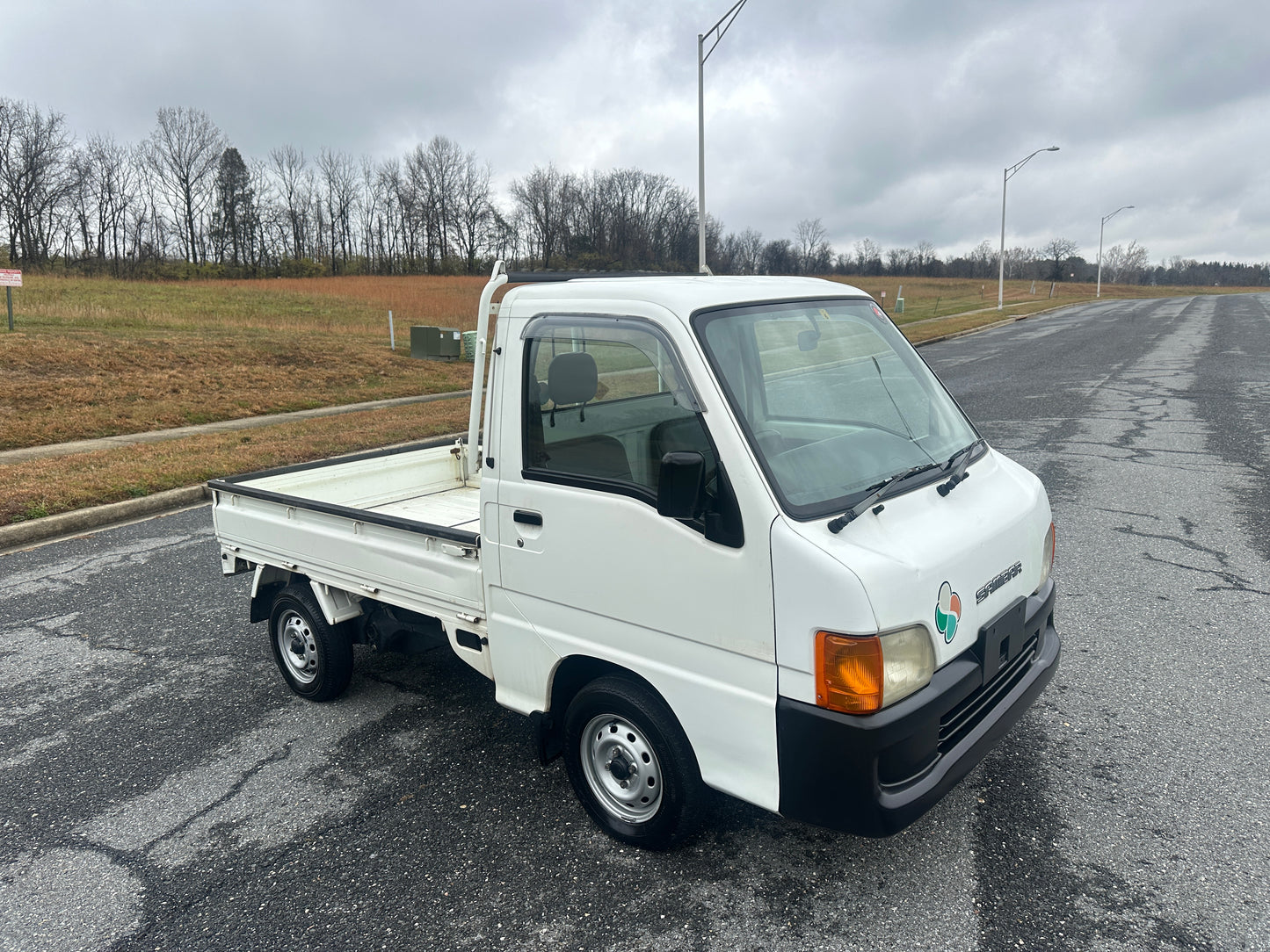 1999 SUBARU SAMBAR 4WD - FUEL INJECTED - A/C - ONLY 29K MILES — LOT#681