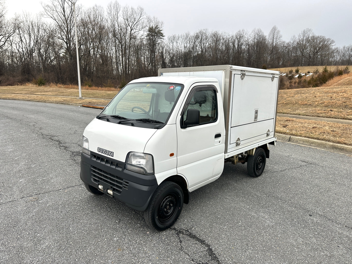2000 SUZUKI CARRY REFRIGERATED FOOD TRUCK - 4WD — LOT#779