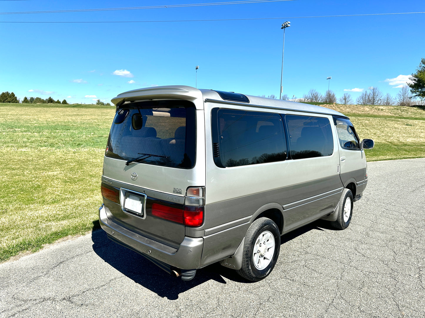 1996 TOYOTA HIACE SUPER CUSTOM LIMITED KZH106