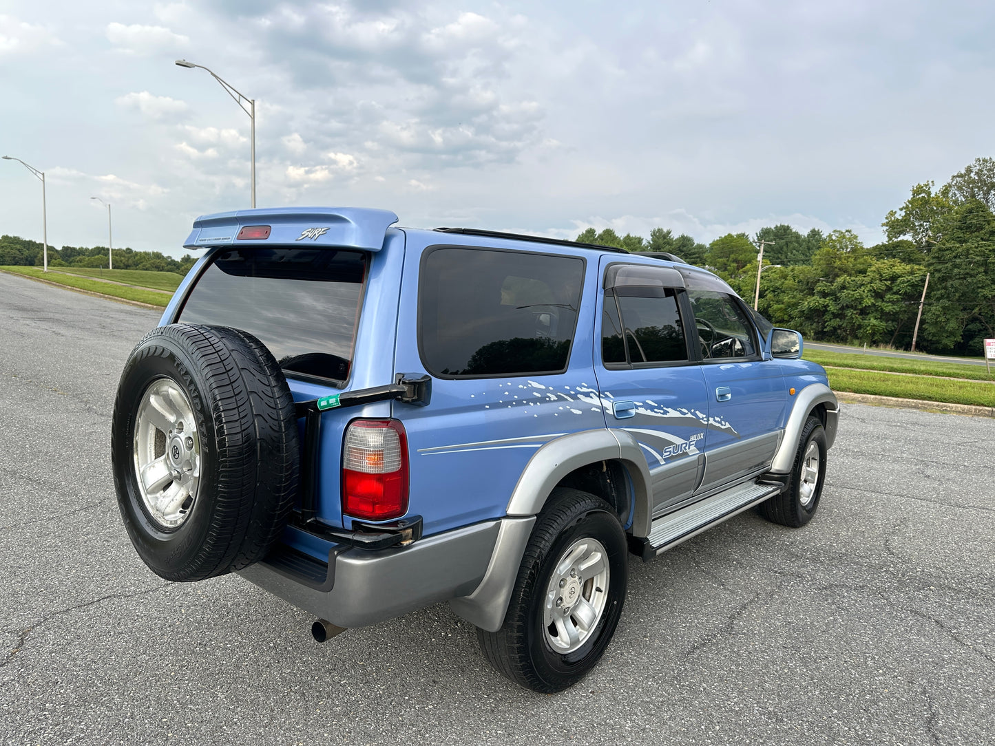 1996 TOYOTA HILUX SURF SSR-G 4WD - TURBO DIESEL — LOT#606