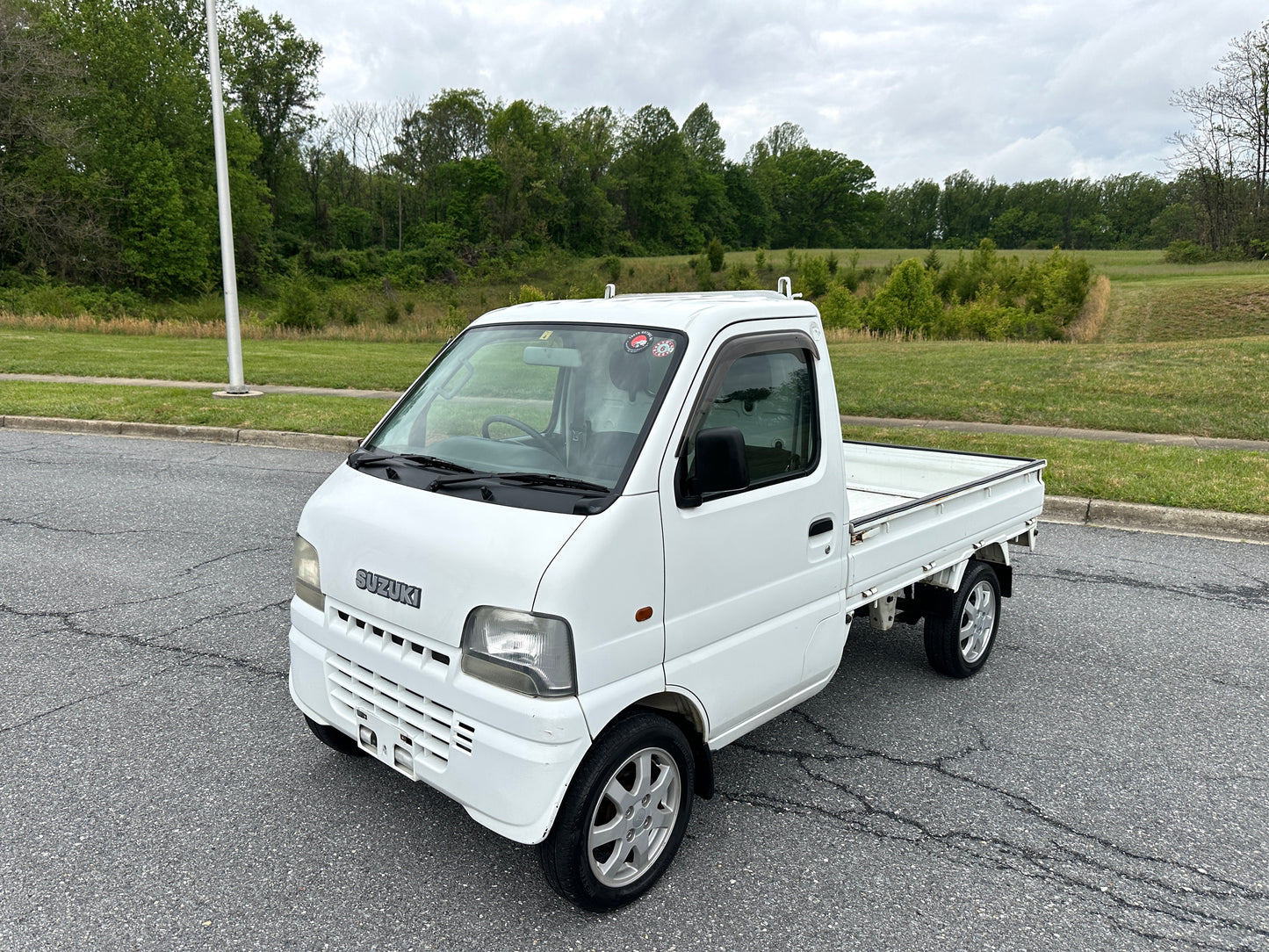 2001 SUZUKI CARRY -4WD -FUEL INJECTED -2 SPEED TRANSFERCASE -A/C — LOT#872