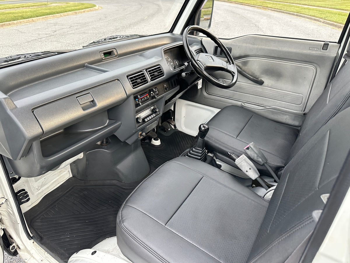 1993 HONDA ACTY SDX 4WD LIFTGATE TRUCK - 5 Speed — LOT#918