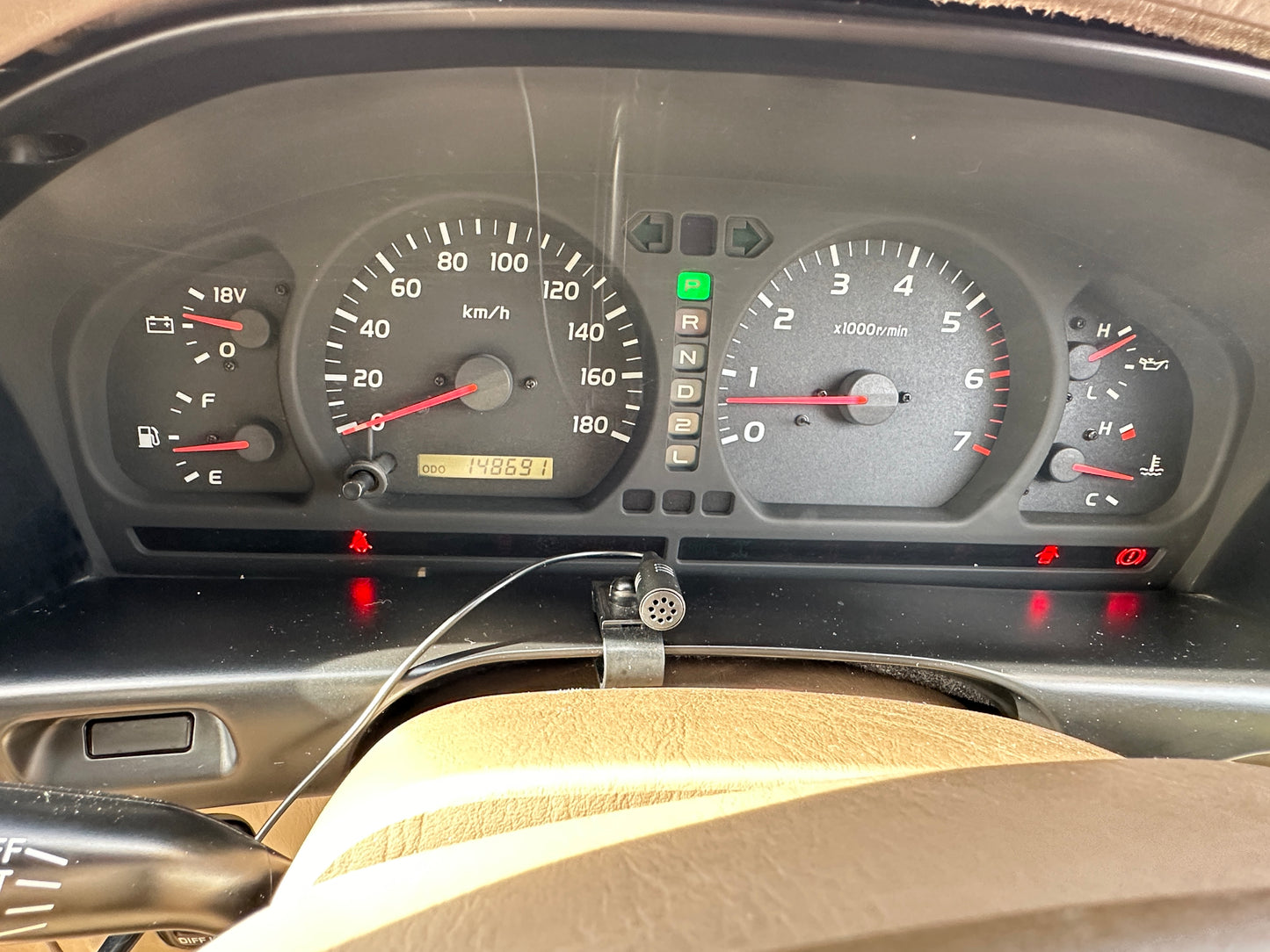 1998 Toyota Land Cruiser UZJ100 VX Limited