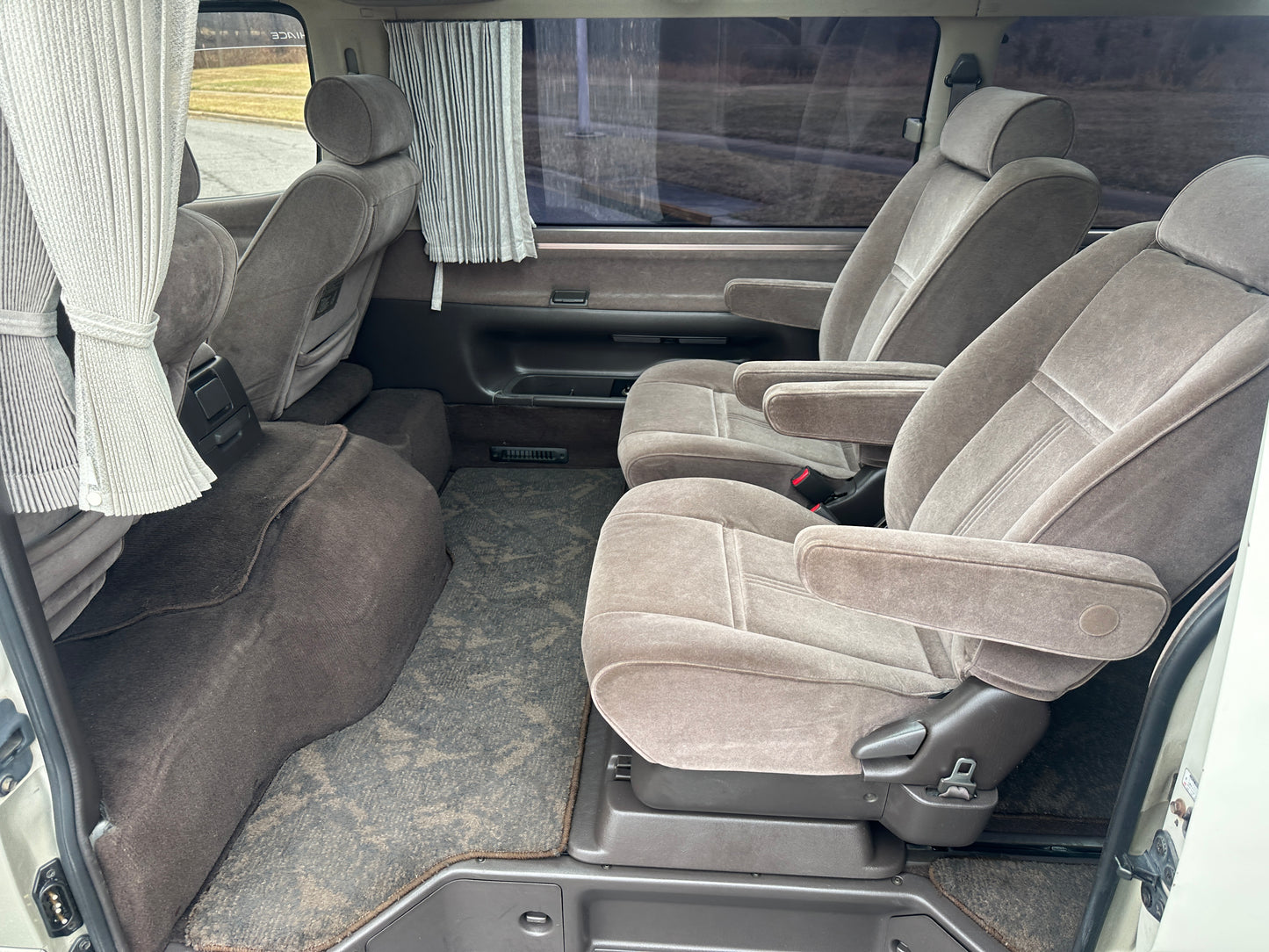 1999 TOYOTA HIACE SUPER CUSTOM LIMITED 4WD - INTERCOOLED TURBO DIESEL — LOT#687