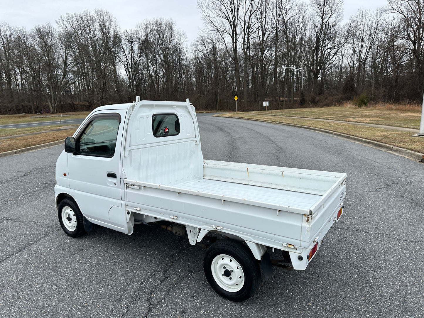 2000 SUZUKI CARRY - AUTOMATIC TRANSMISSION - A/C - 35k Miles — LOT#698