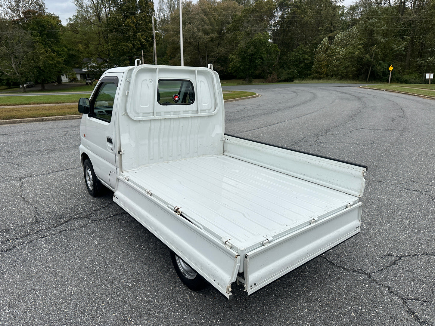 1999 SUZUKI CARRY -4WD -FUEL INJECTED -2 SPEED TRANSFER-CASE — LOT#671