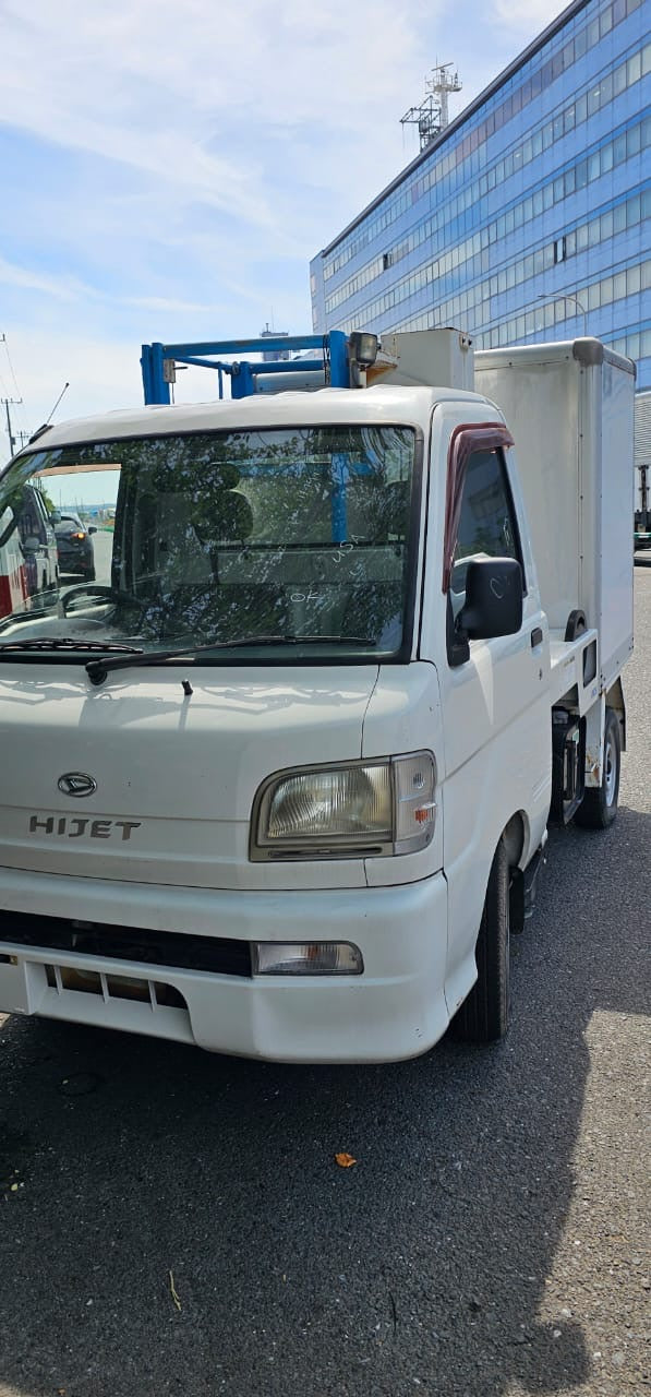VERY RARE! 2001 DAIHATSU HIJET AERIAL WORK PLATFORM TRUCK 4WD - PTO OPERATED AICHI BOOM WITH STABILIZERS